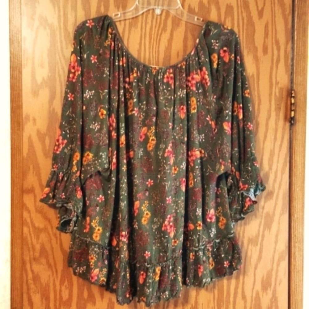 Green Floral Ruffled Boho Cottagecore Blouse with 3/4 Sleeves - Picture 3 of 5
